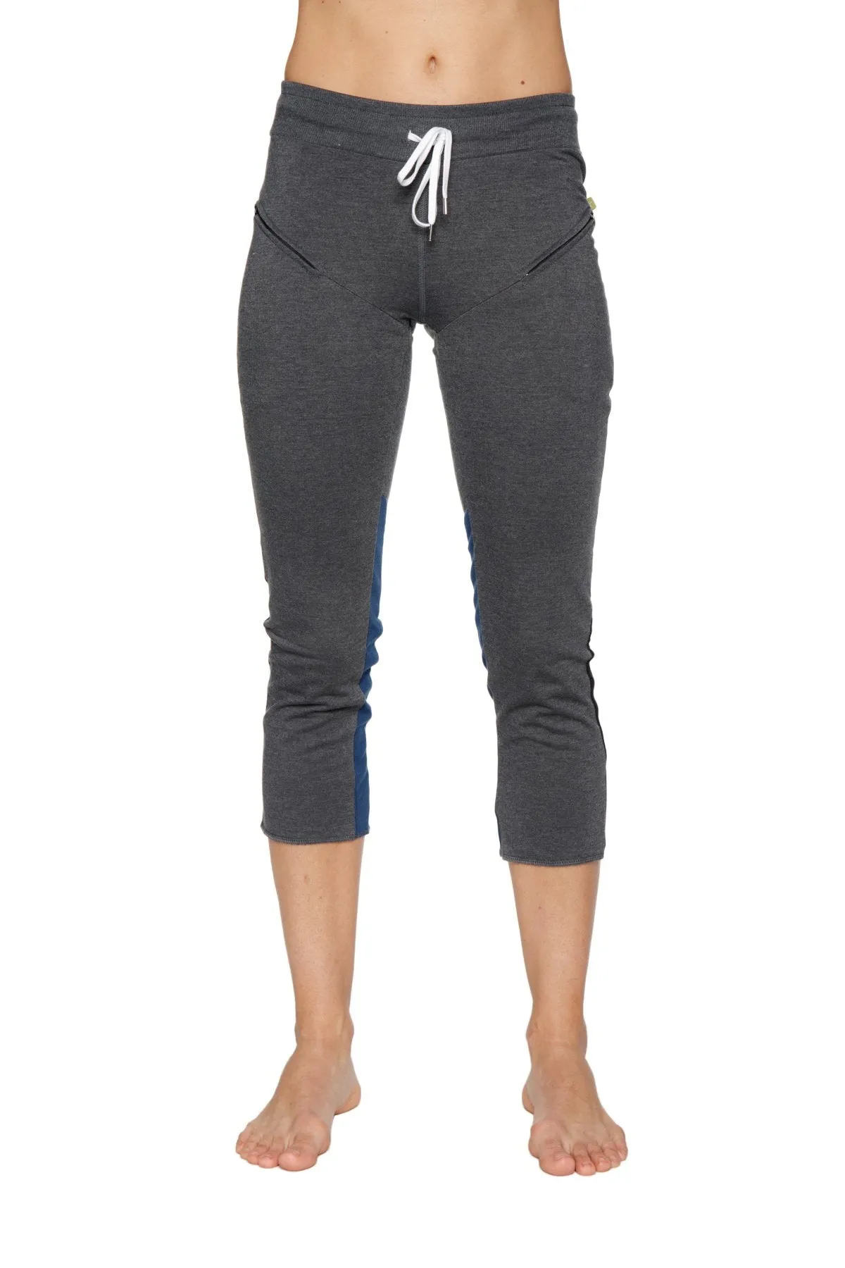 4/5 Length Zipper Pocket Capri Yoga Pant (Charcoal w/Black & Blue)