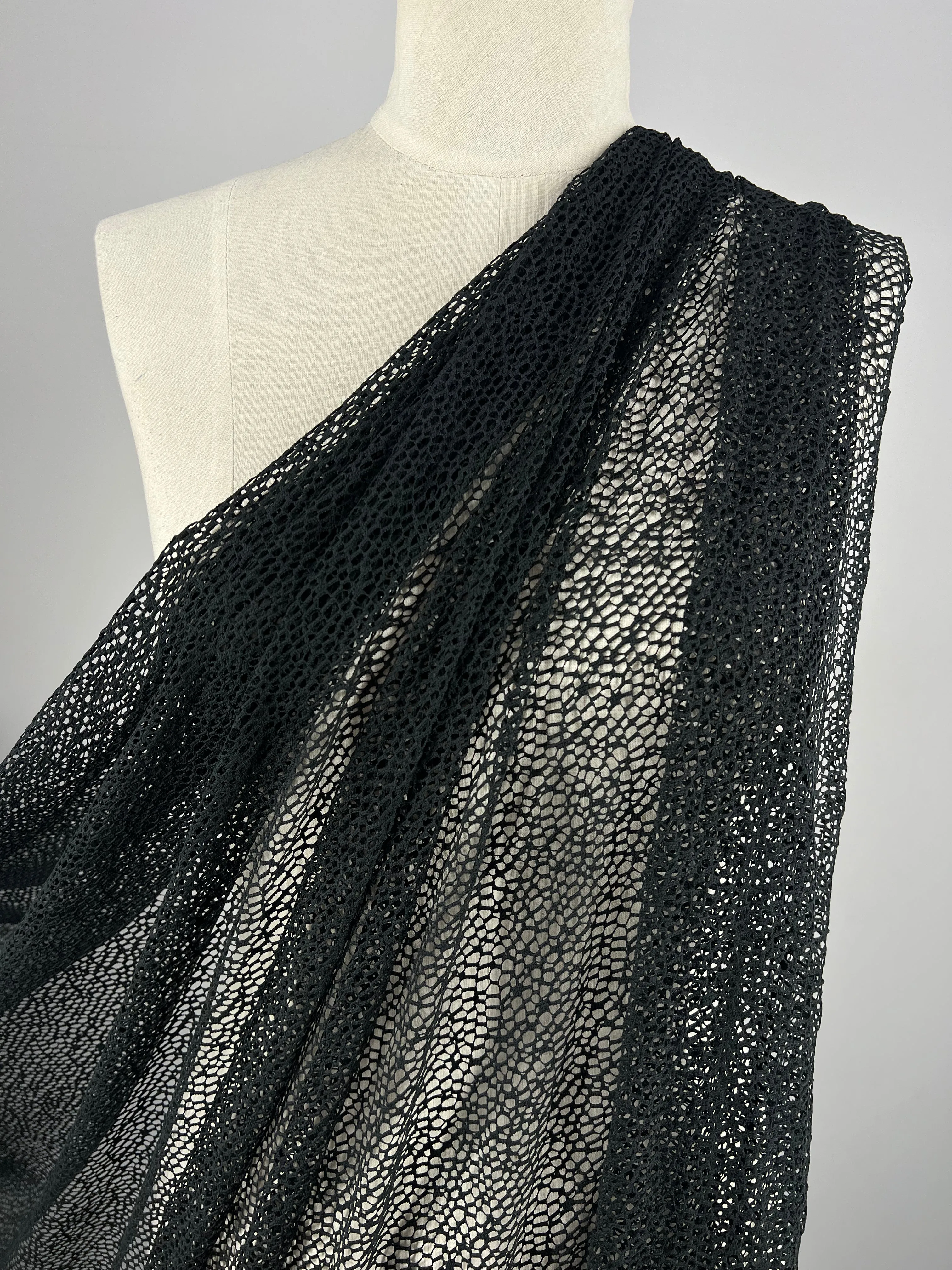 Evening Cobble Stone Lace - Black - 150cm